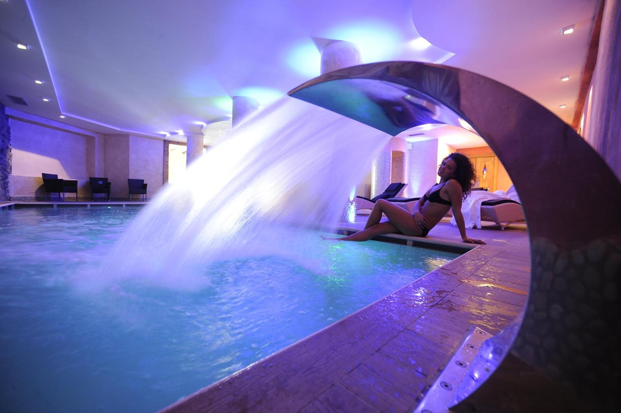 Cerana Relax Hotel Madonna Esterno foto